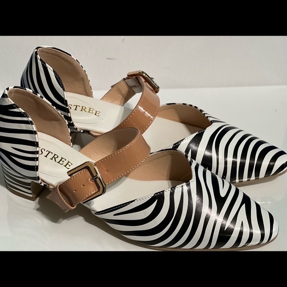 Tinstree Block Low Heel Pumps Pointed Toe Slip on Buckle Heels | Zebra | Size 10 - Picture 2 of 7